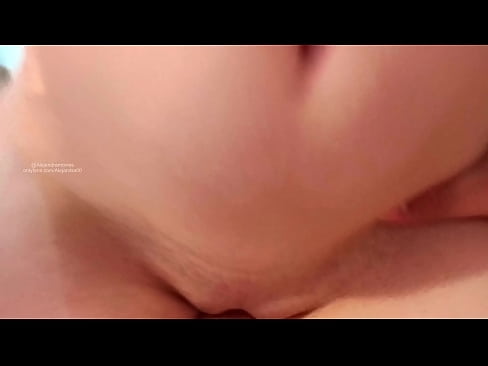 ❤️ Opamning xonasida uxlab yotib, men shunday uyg'ondim ❤️❌ Sifatli pornoda bizda ❤