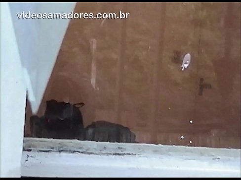 ❤️ Qiz do'stini boshqa yigit bilan tomosha qilayotgan shoxli erkak, er-xotinni bezovta qilmasdan sikish videosini yozib olish ❤️❌ Sifatli pornoda bizda ❤