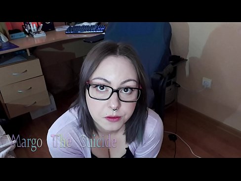 ❤️ Ko'zoynakli seksual qiz kamerada Dildoni chuqur so'radi ❤️❌ Sifatli pornoda bizda ❤